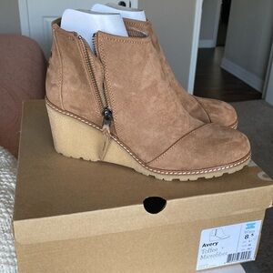 TOMS booties